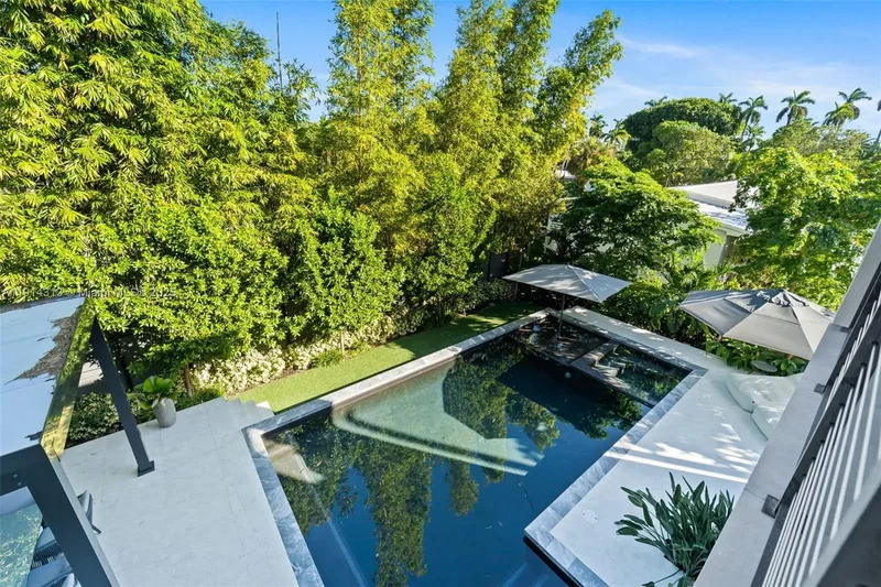 8625 NE 10th Ave, Miami, Florida, United States. - Photo 34