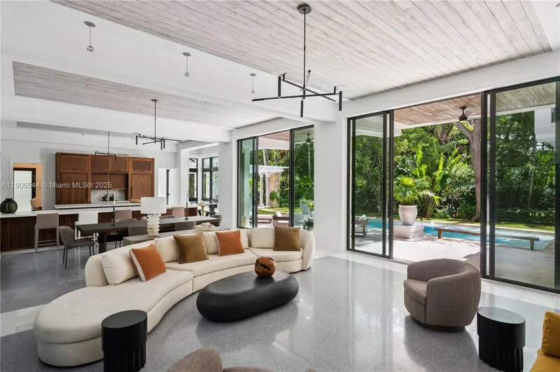 3701 Park Ave, Miami, Florida, United States. - Photo 5