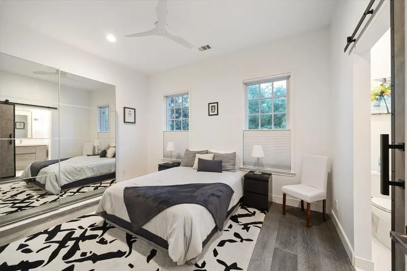 2114 Wroxton Road, Houston, TX 77005, Houston, Texas, United States. - Photo 15