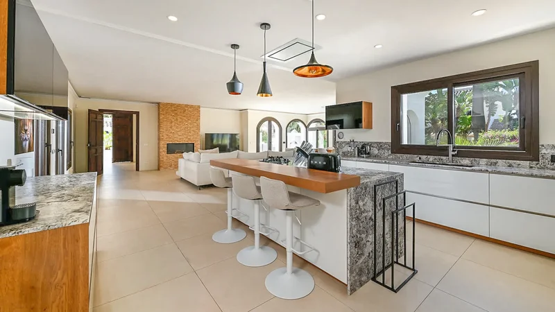 Elviria-Cabopino, Marbella, Spain. - Photo 14