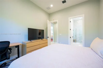 Thumbnail 26