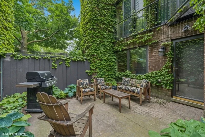 1318 N SUTTON Place, Chicago, Illinois, United States. - Photo 15