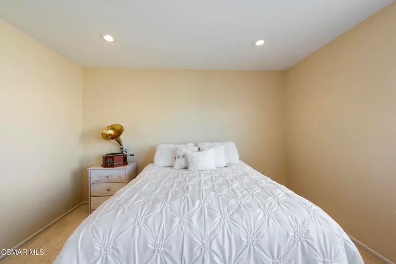 1480 Sappanwood Avenue, Thousand Oaks, California, United States. - Photo 30
