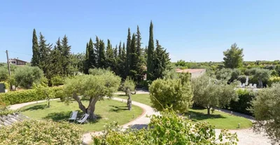 Thumbnail 13