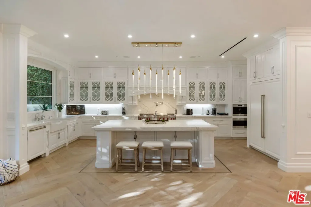 843 N Spaulding Avenue, Los Angeles, California, United States. - Photo 18