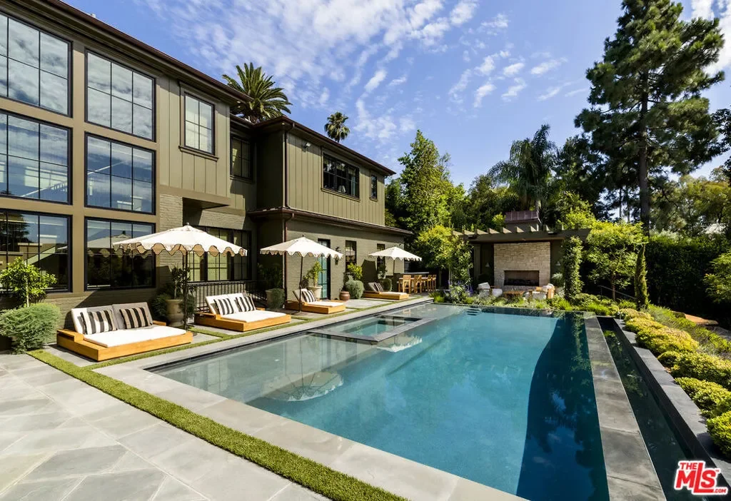 1529 Amalfi Drive, Los Angeles, California, United States. - Photo 34