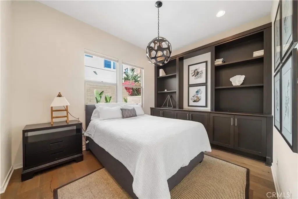 105 newall, Irvine, California, United States. - Photo 21