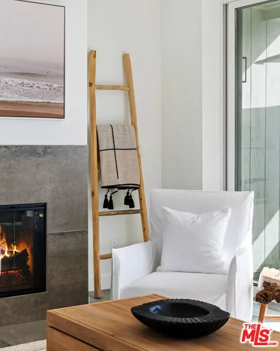 11836 Ebb Tide Lane, Malibu, California, United States. - Photo 2