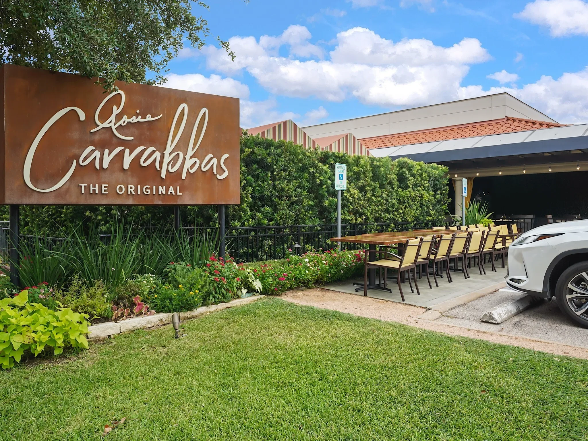 7 Carlton Park Court, Houston, TX 77024, Houston, Texas, United States. - Photo 9