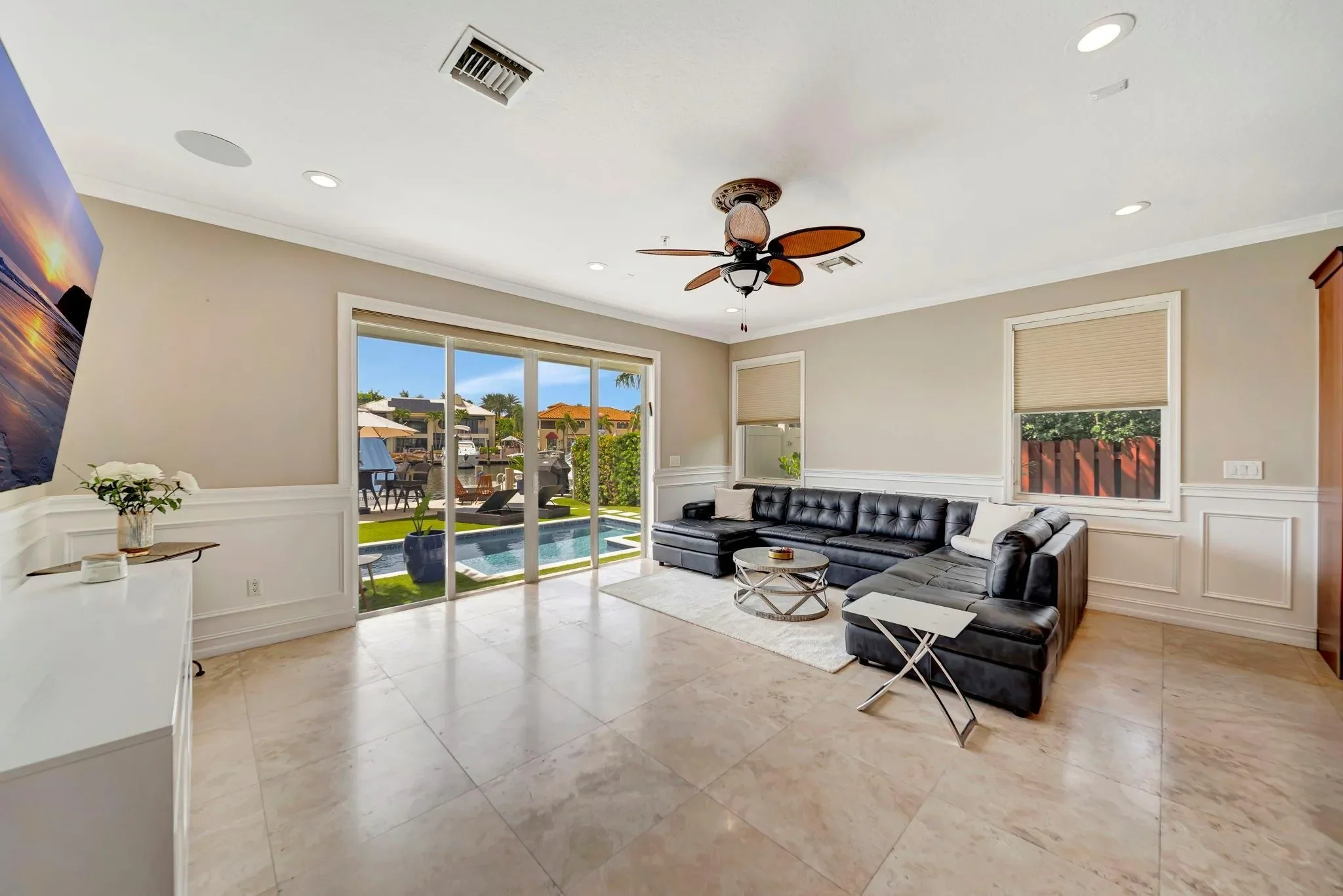 1368 BAYVIEW DR, Fort Lauderdale, Florida, United States. - Photo 8