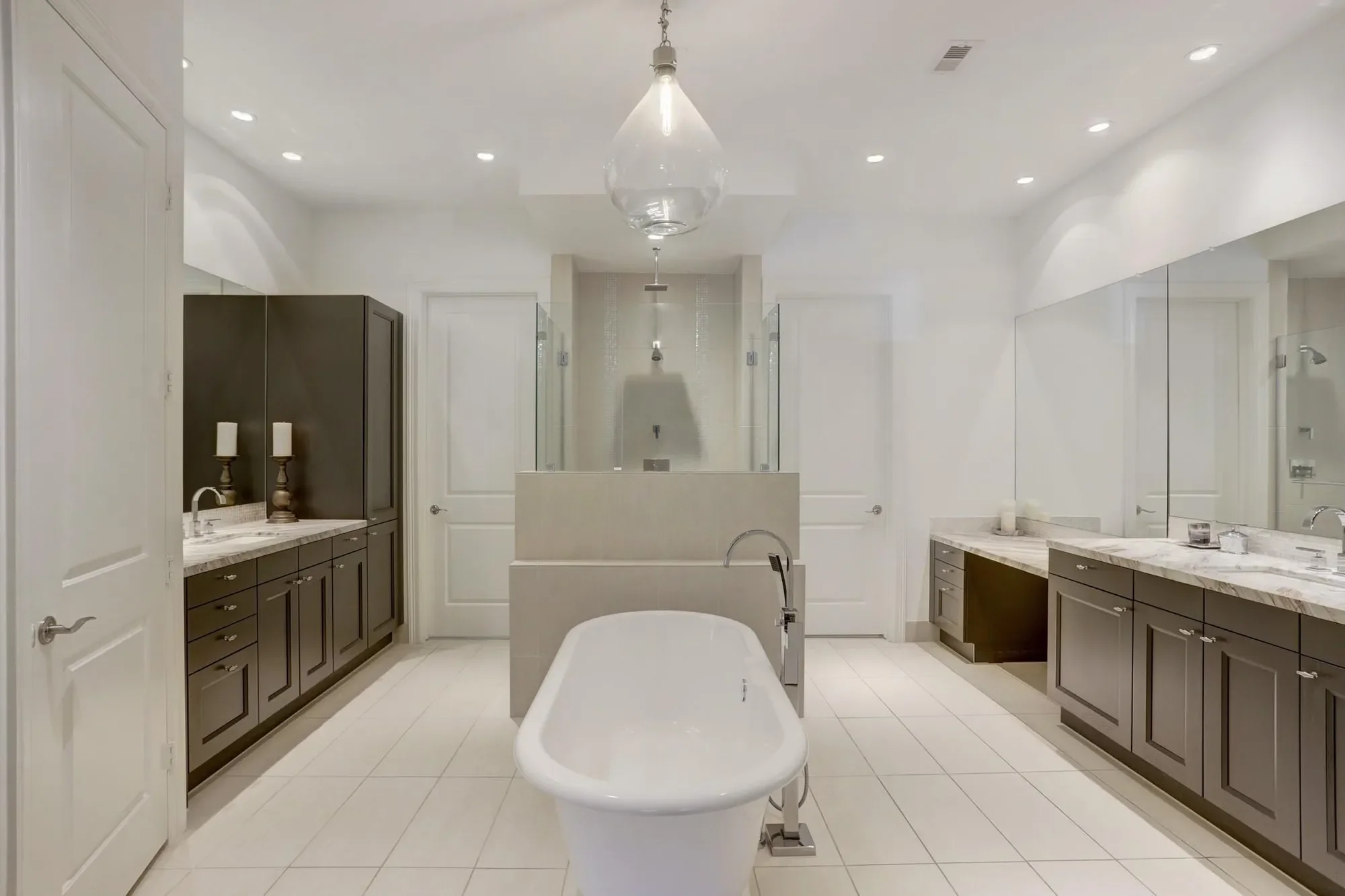 2221 Welch Street 201, Houston, Texas, United States. - Photo 23