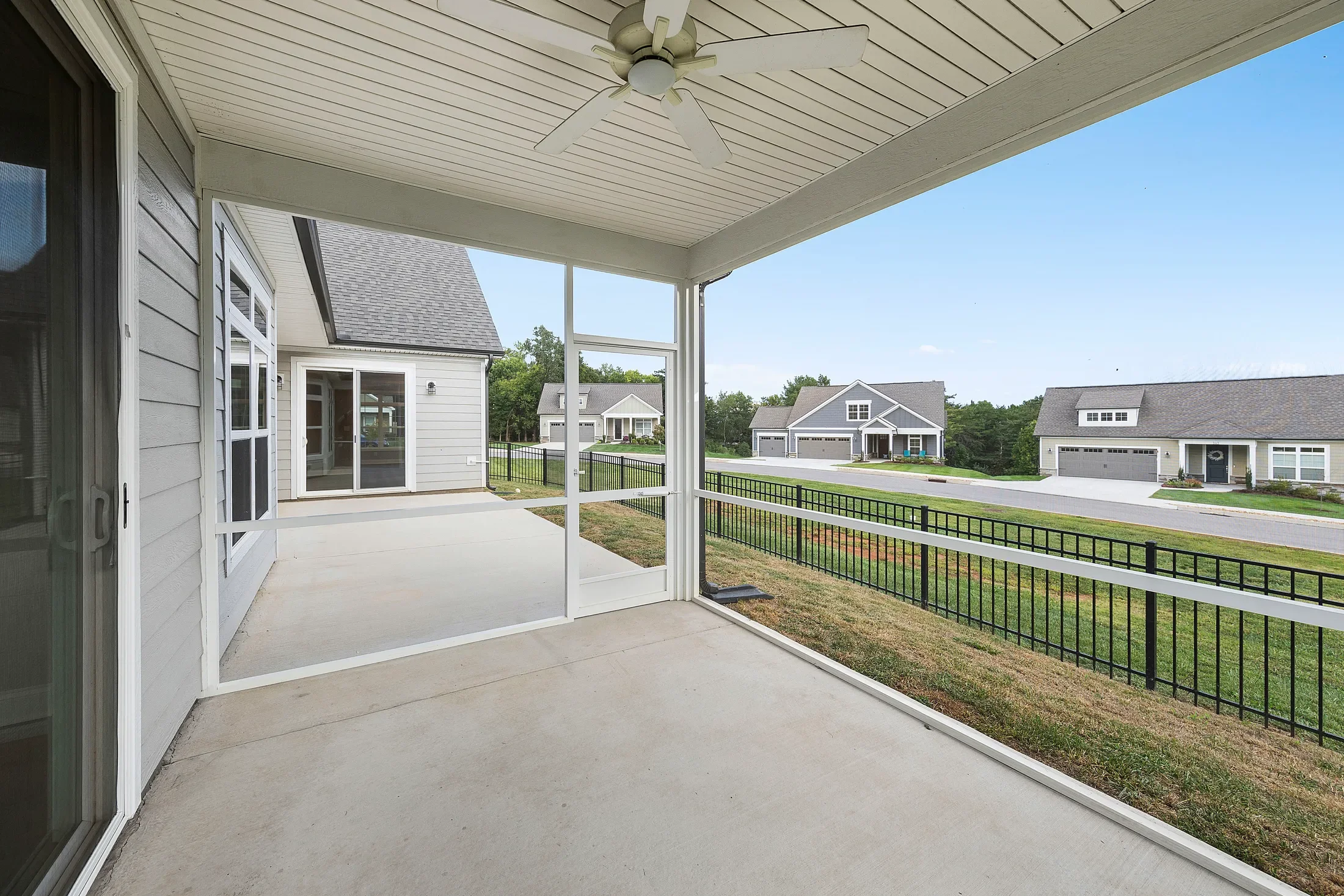 328 Cedar Branch Trail , Lenoir City, TN 37772, Lenoir City, Tennessee, United States. - Photo 26