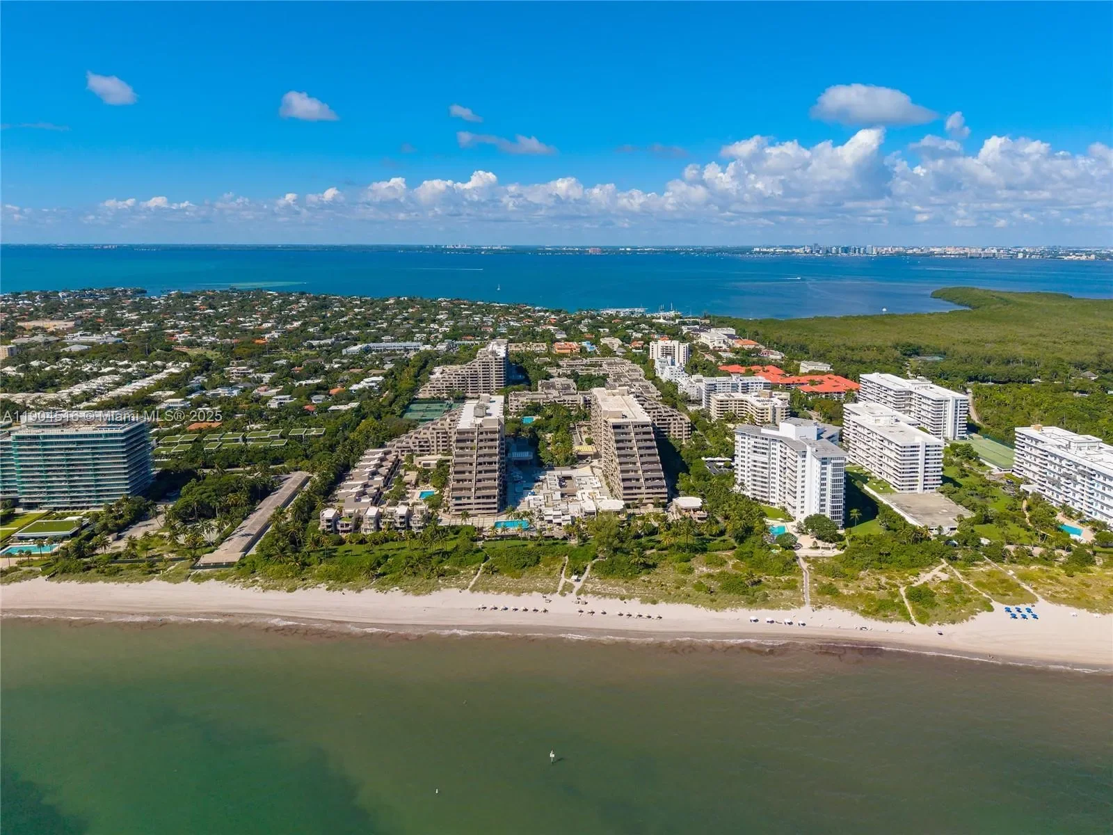 161 Crandon Blvd 419, Key Biscayne, Florida, United States. - Photo 29