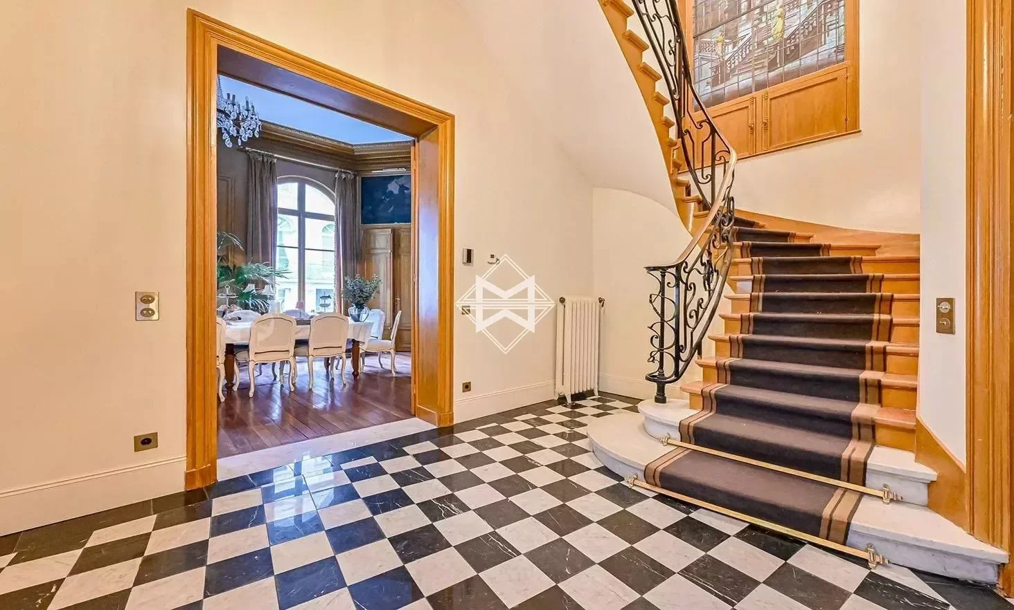 Private mansion facing the Invalides