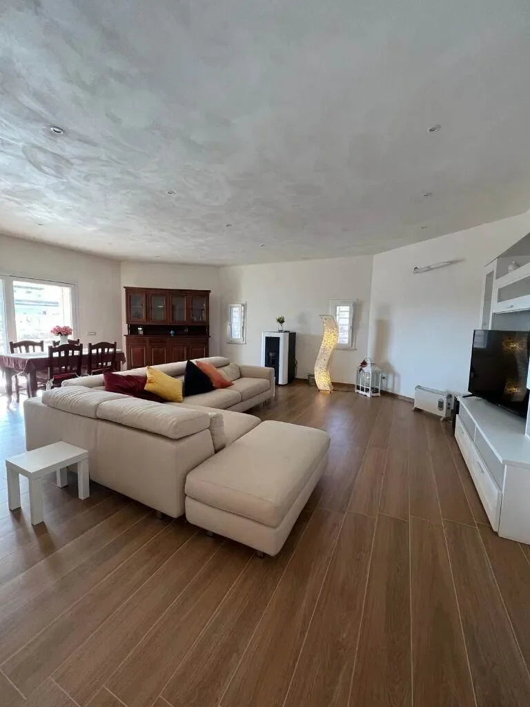 Gallery photo 1