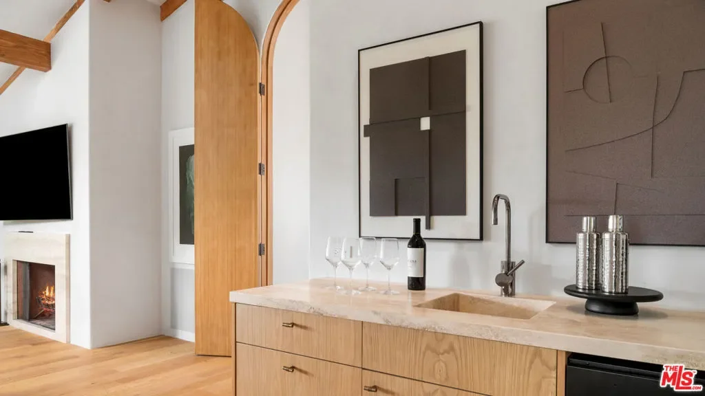 7046 Grasswood Avenue, Malibu, California, United States. - Photo 29