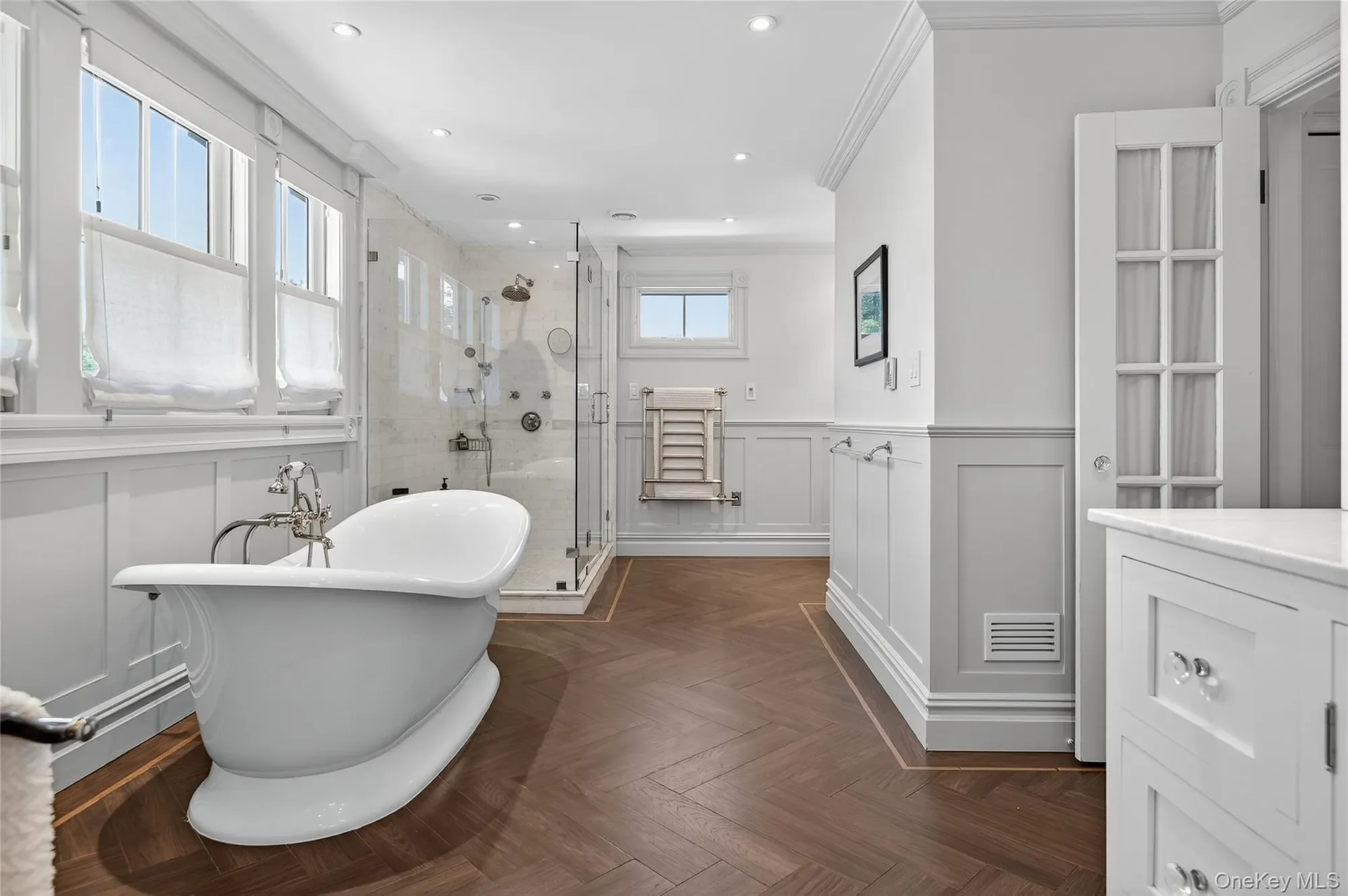19 E Williston Avenue , East Williston, NY 11596, East Williston, New York, United States. - Photo 24