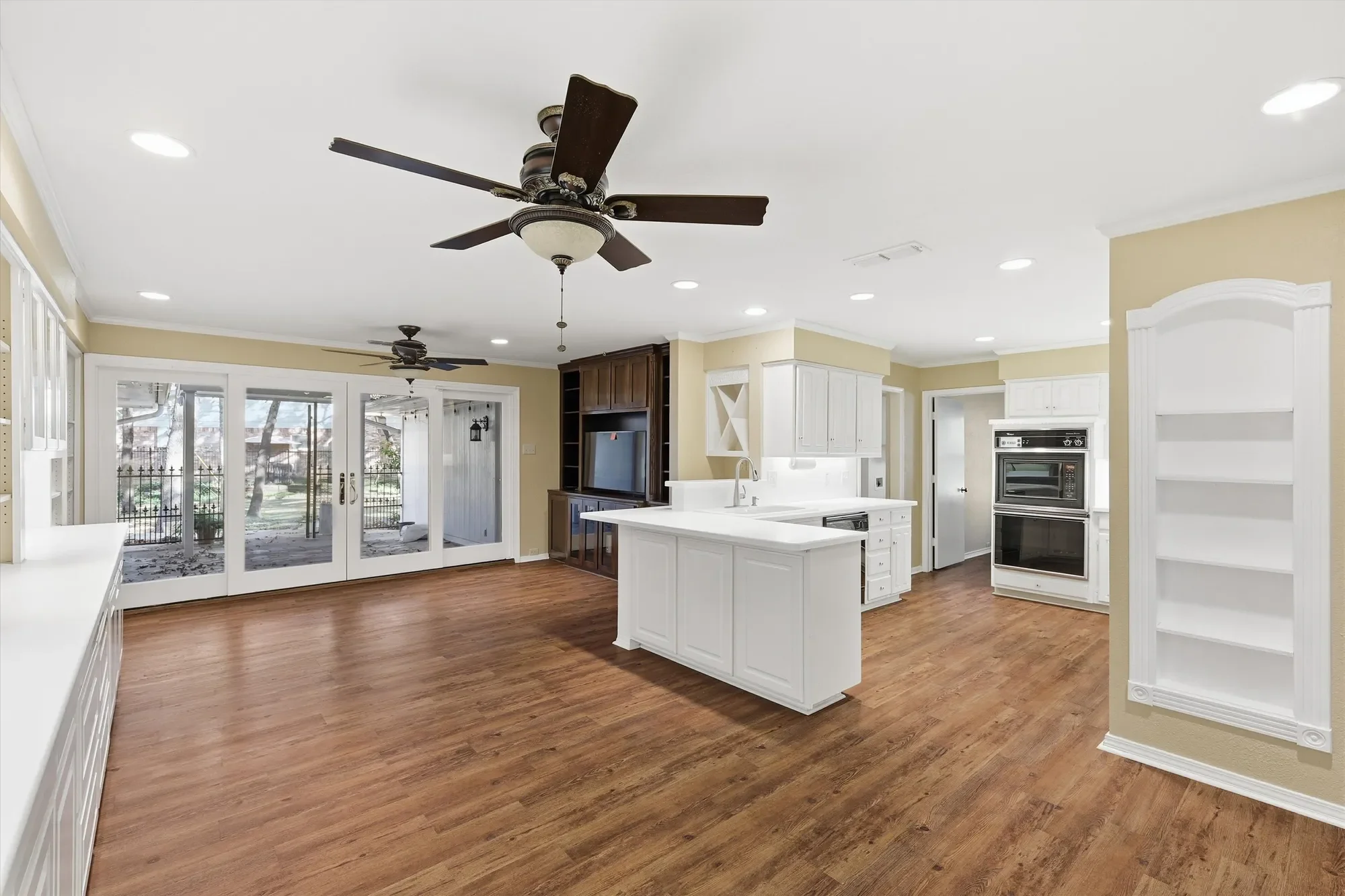 2419 Villa Vera Drive , Arlington, TX 76017, Arlington, Texas, United States. - Photo 10