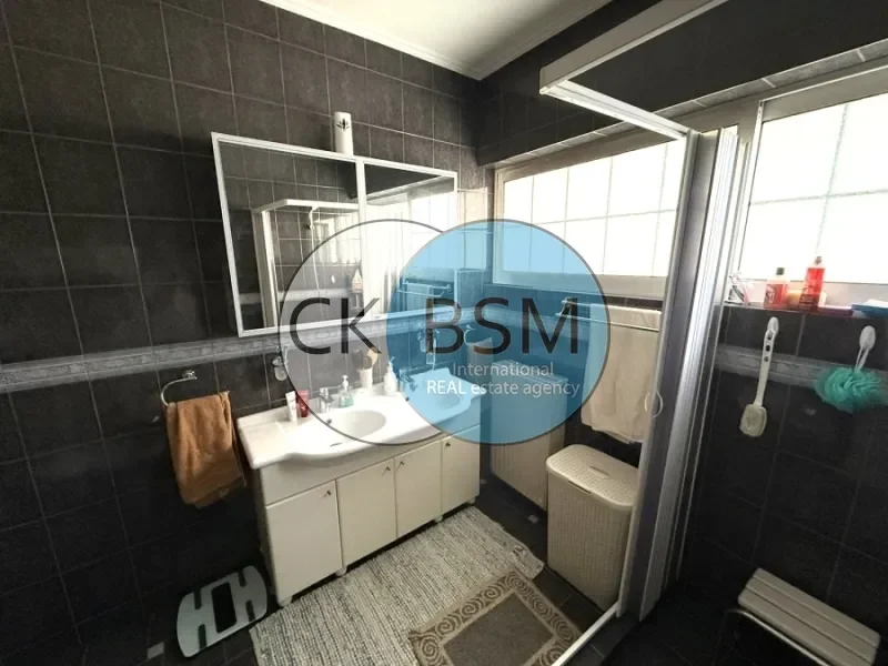 Gallery photo 8
