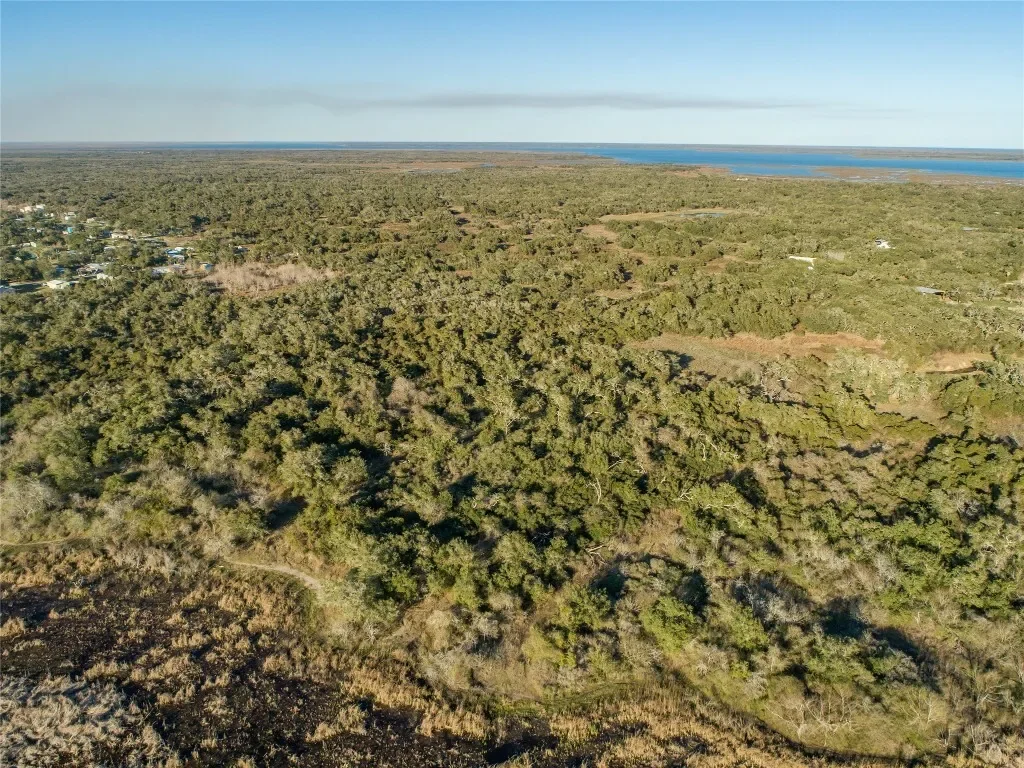 6498 N Hwy 35, Rockport, TX 78382, Rockport, Texas, United States. - Photo 6