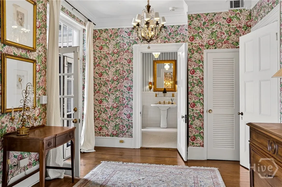 203 W Charlton Street, Savannah, Georgia, United States. - Photo 20
