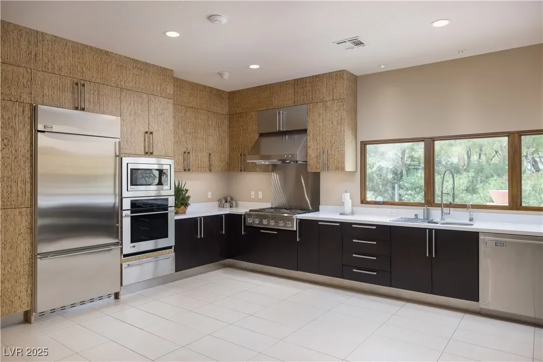 55 Skybird Court, Las Vegas, Nevada, United States. - Photo 23