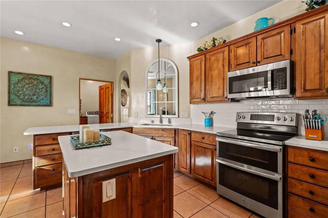 57 A Southfork A, Santa Fe, NM 87508, Santa Fe, New Mexico, United States. - Photo 7