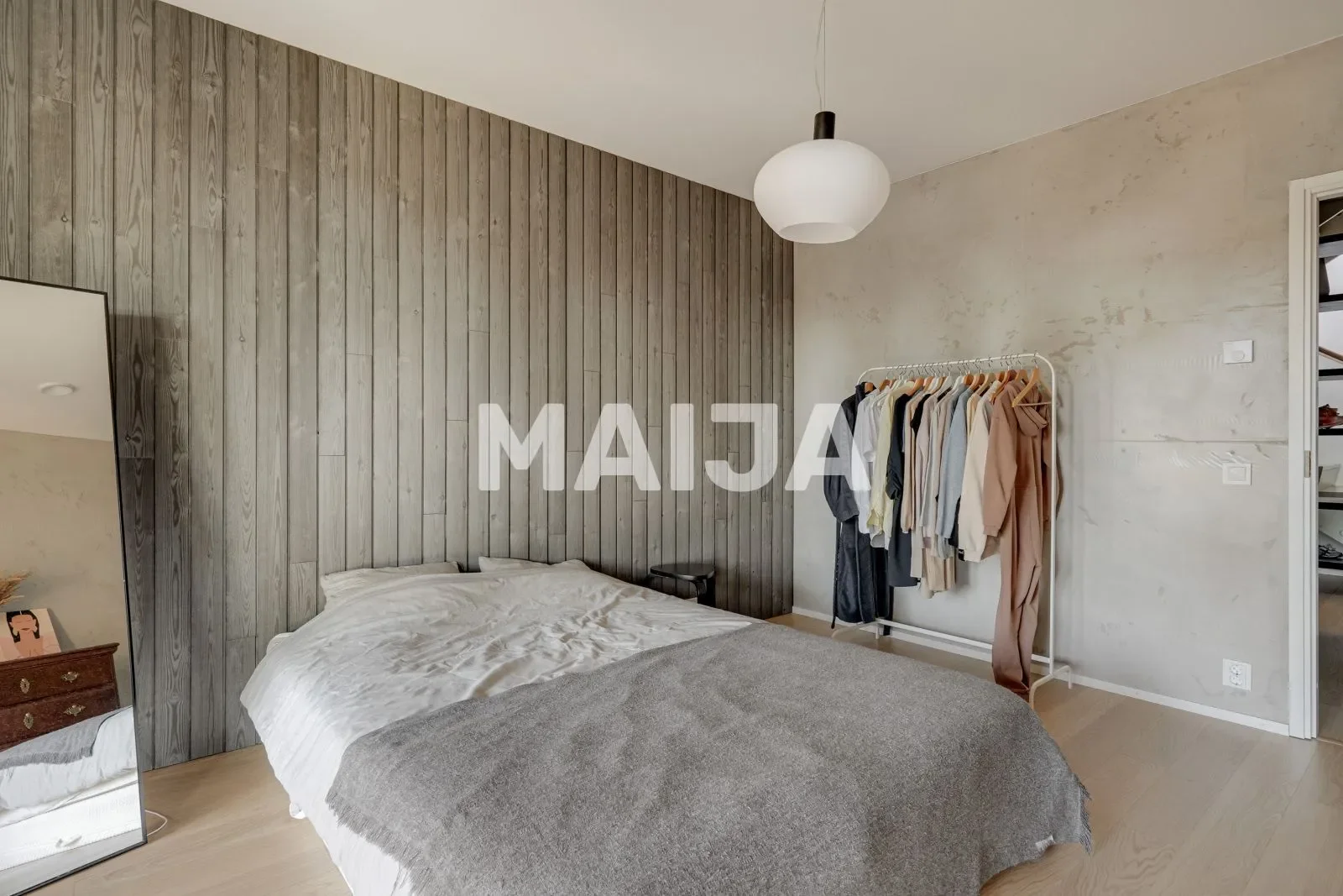 Gallery photo 12