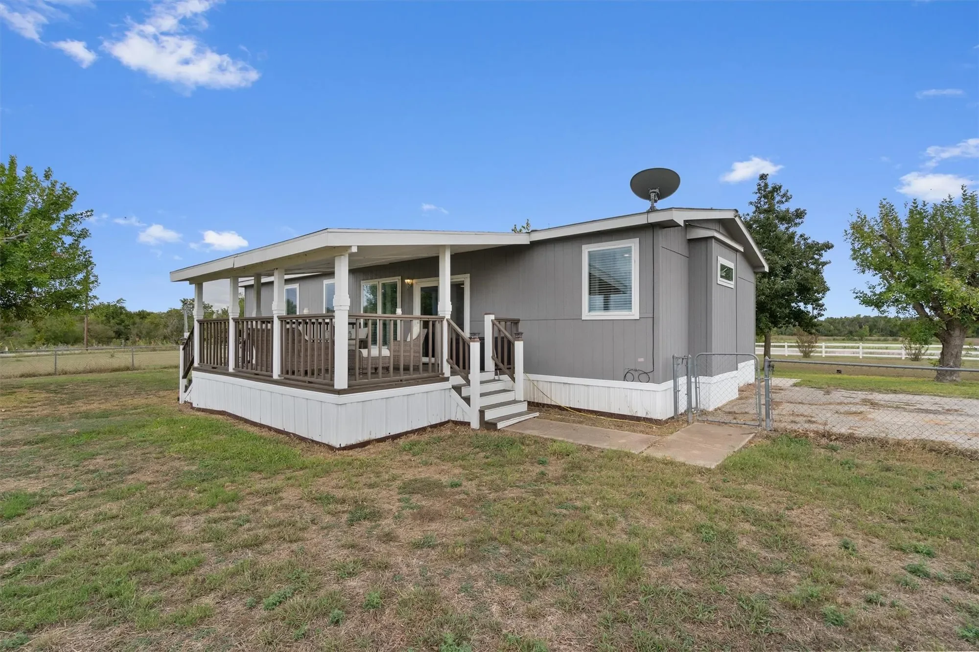 16351 Fm 1660, Taylor, Texas, United States. - Photo 32