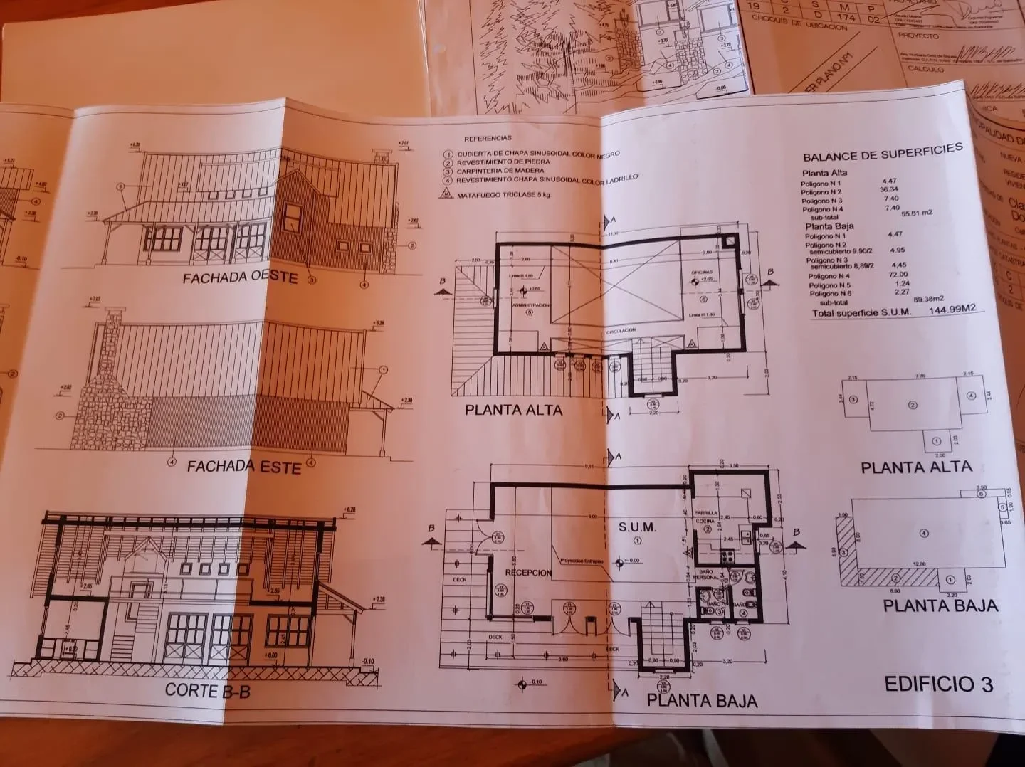 VENTA - Exclusiva casa de 8 ambientes, 5 dormitorios, 6 baños en barrio Las Vertientes, Bariloche, San Carlos de Bariloche, Río Negro, Argentina. - Photo 51
