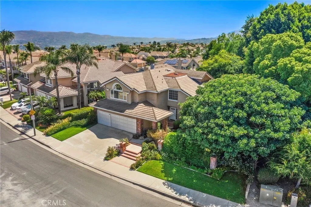 2811 N Roxbury Street, Orange, California, United States. - Photo 9