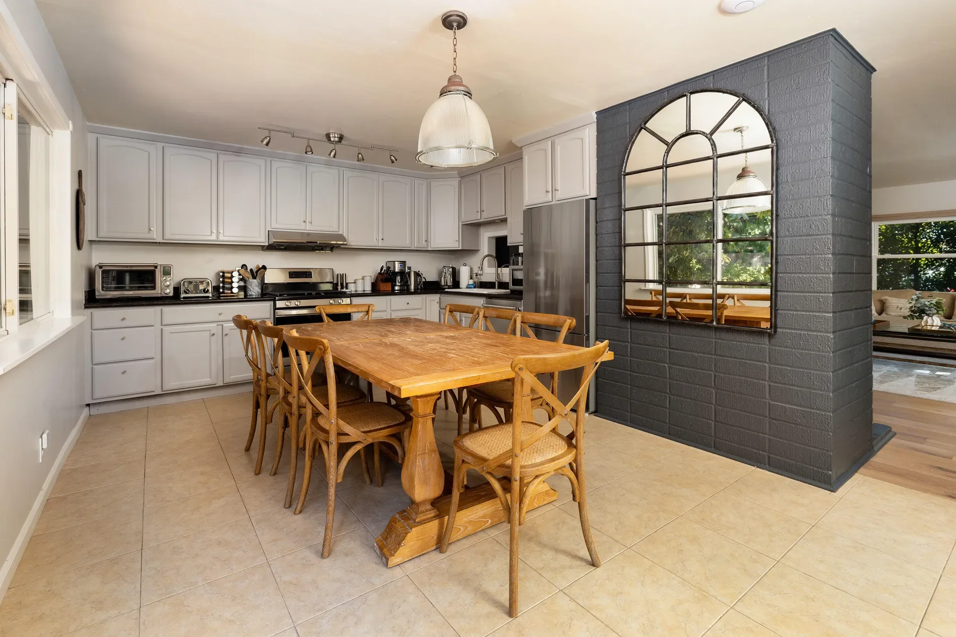 1624 Shoreline Drive, Santa Barbara, California, United States. - Photo 22