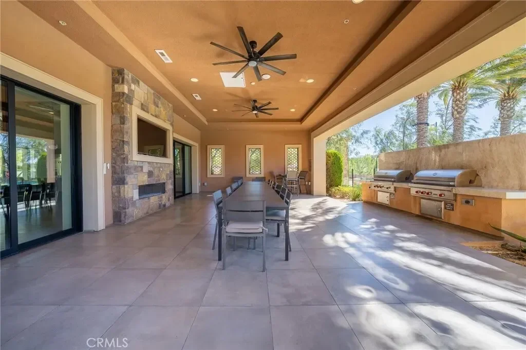 20811 W Bur Oak, Los Angeles, California, United States. - Photo 33
