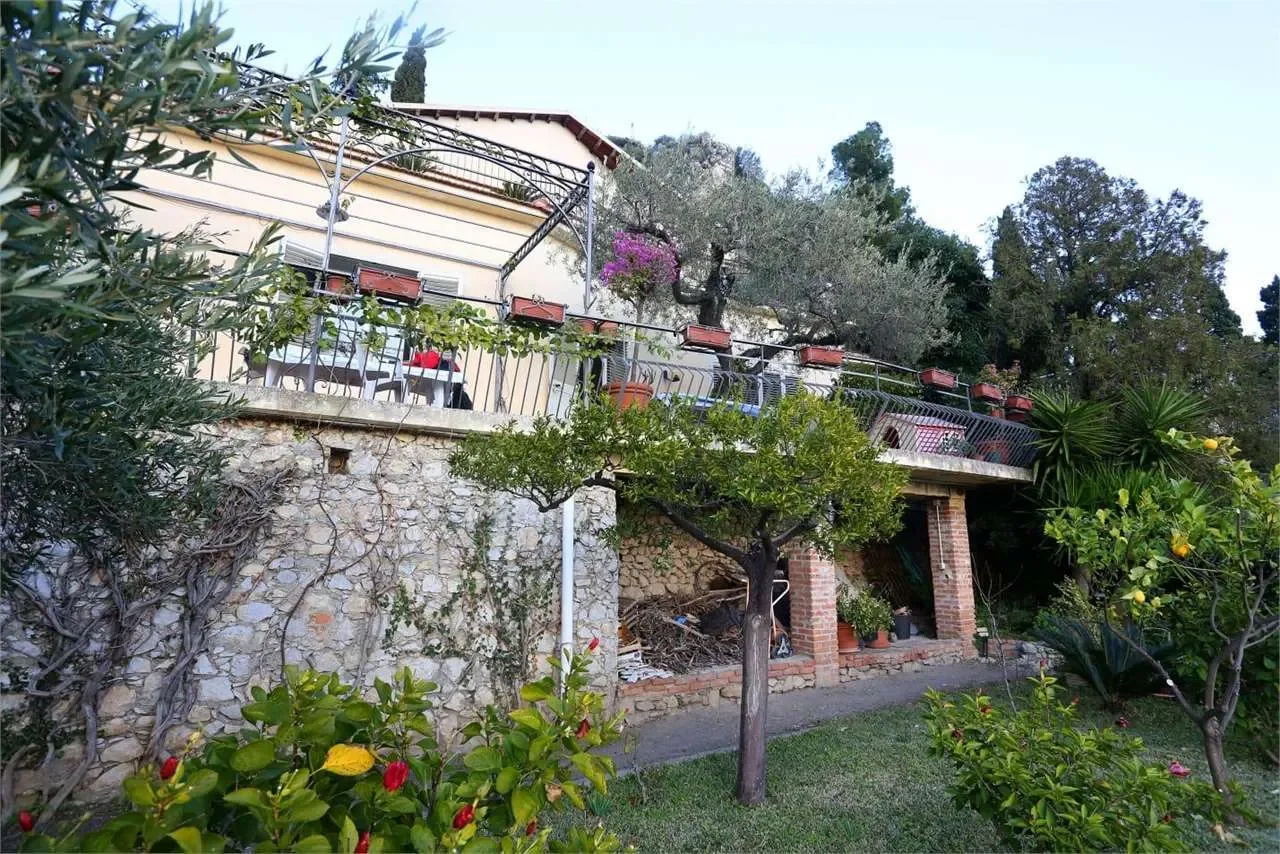Via Leonardo Da Vinci, 5, 98039 Taormina ME, Italy, Taormina, Sicily, Italy. - Photo 25