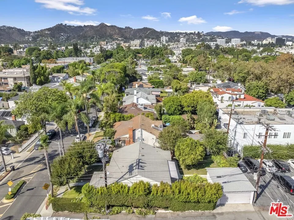 1112 Greenacre Avenue, Los Angeles, California, United States. - Photo 6