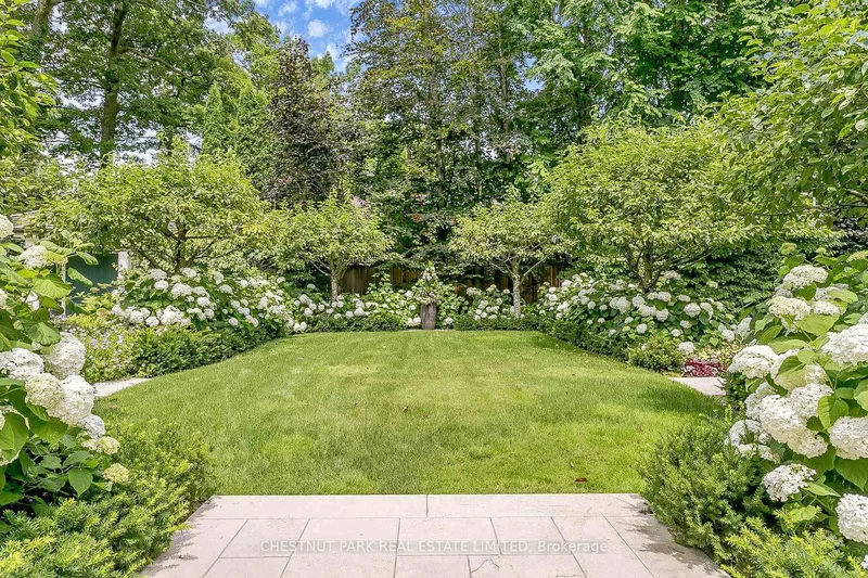 76 Binscarth Road, Toronto, Ontario, Canada. - Photo 11