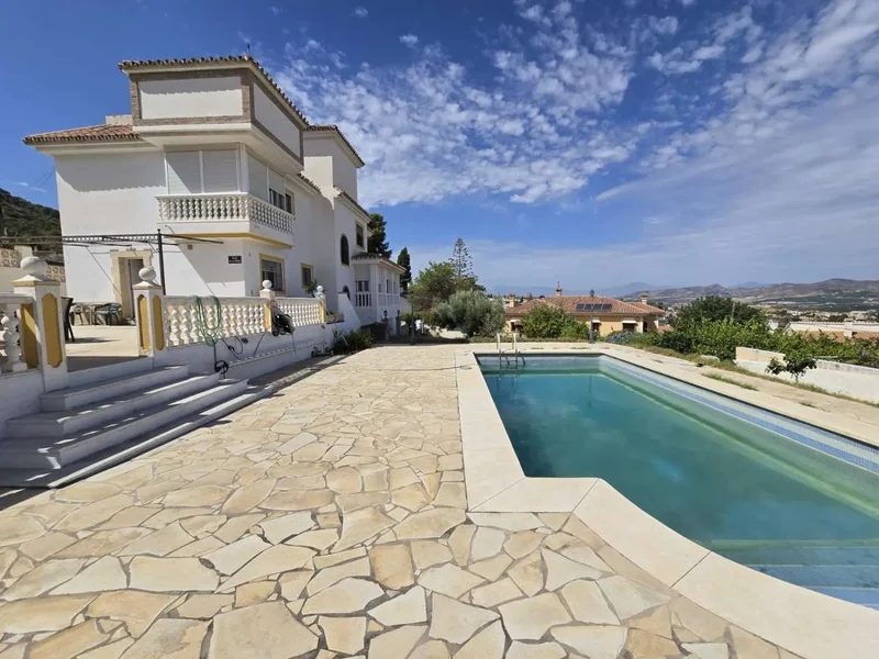 Alhaurín De La Torre Villa