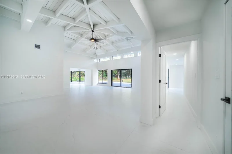 18101 NW 19th Ave, Miami Gardens, Florida, United States. - Photo 10