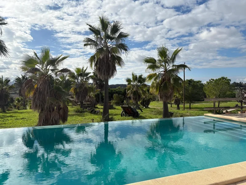 Exceptional Rustic Estate, 100% Legal, Pool, Sauna, Jacuzzi, Total Privacy And Harmony