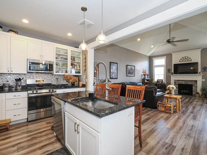 10762 S BEACH COMBER WAY, South Jordan, Utah, United States. - Photo 22