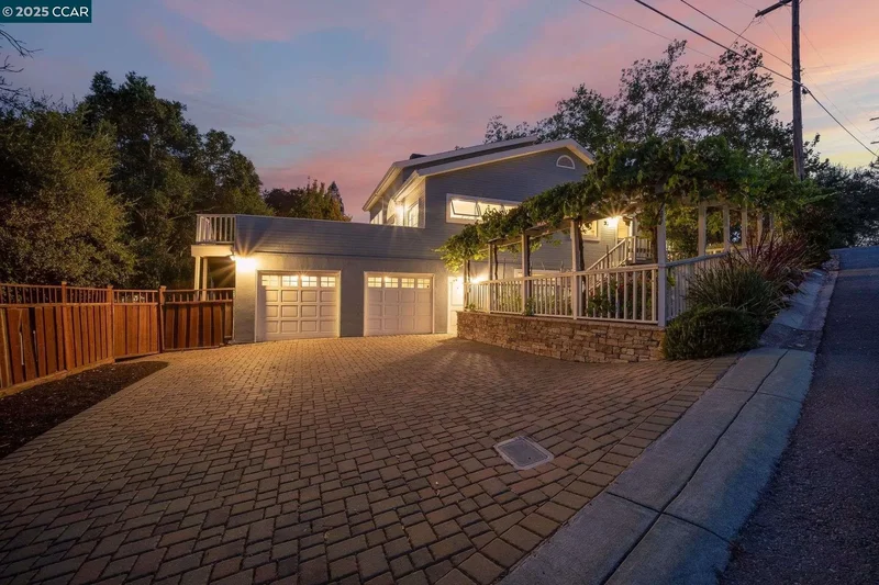 33 Altamount Drive, Orinda, California, United States. - Photo 16