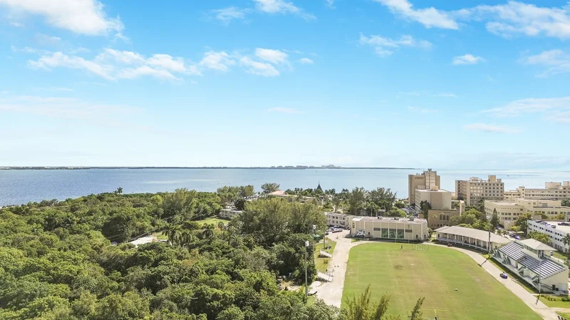 259 E Shore Dr, Miami, FL, 33133, USA, Miami, Florida, United States. - Photo 30