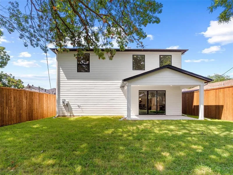 426 Martinique Avenue, Dallas, Texas, United States. - Photo 39