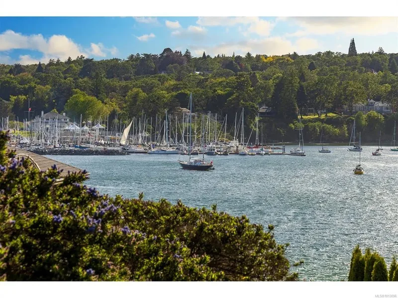 2766 Sea View Rd, Saanich, BC, V8N1K8, CANADA, Saanich, British Columbia, Canada. - Photo 5