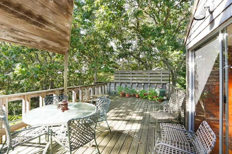 25 Fulling Mill Road, Chilmark, MA 02535, Chilmark, Massachusetts, United States. - Photo 3