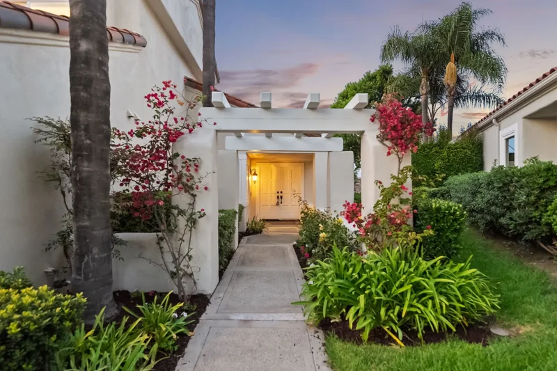 31 Mirador #34 , Irvine, CA 92612, Irvine, California, United States. - Photo 30