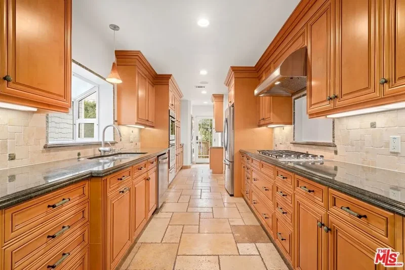 9343 Sawyer Street, Los Angeles, California, United States. - Photo 9