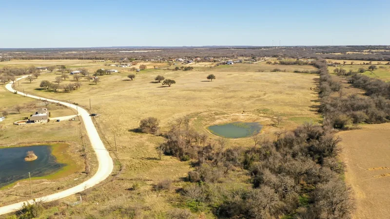 643 COUNTY ROAD 509, Stephenville, TX 76401, Stephenville, Texas, United States. - Photo 8