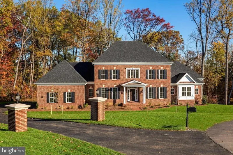 4 Bedrooms Single Family Detached