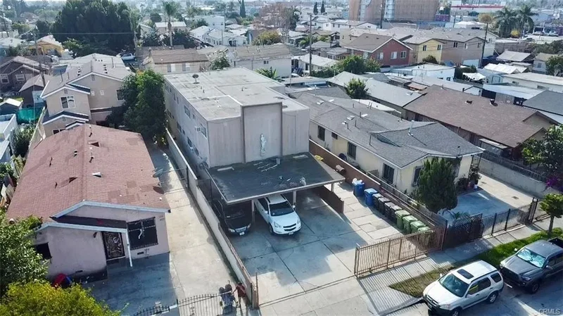 212 W 84th St, Los Angeles, CA 90003, Los Angeles, California, United States. - Photo 26